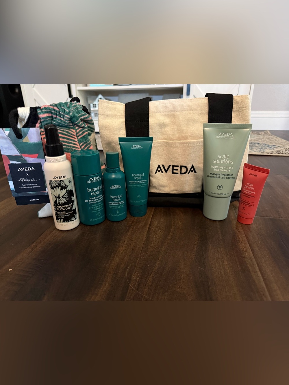 AVEDA hair and skin travel set with head towel and tote